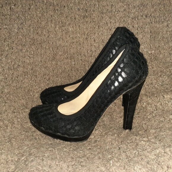 GALLIANO-Black Leather/Crochet Pumps-Croc Embossed Heels-Sz 38-Excellent - Picture 2 of 7